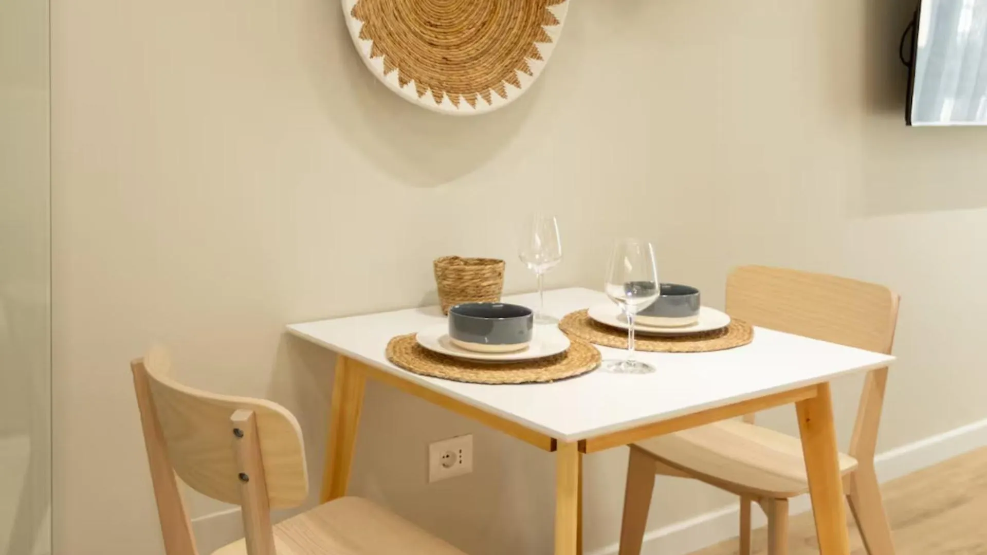 Modern Apartment In Tirane, Qarku I Tiranes, Albania Albania